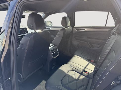 New 2026 Volkswagen Atlas Cross Sport SE image 10