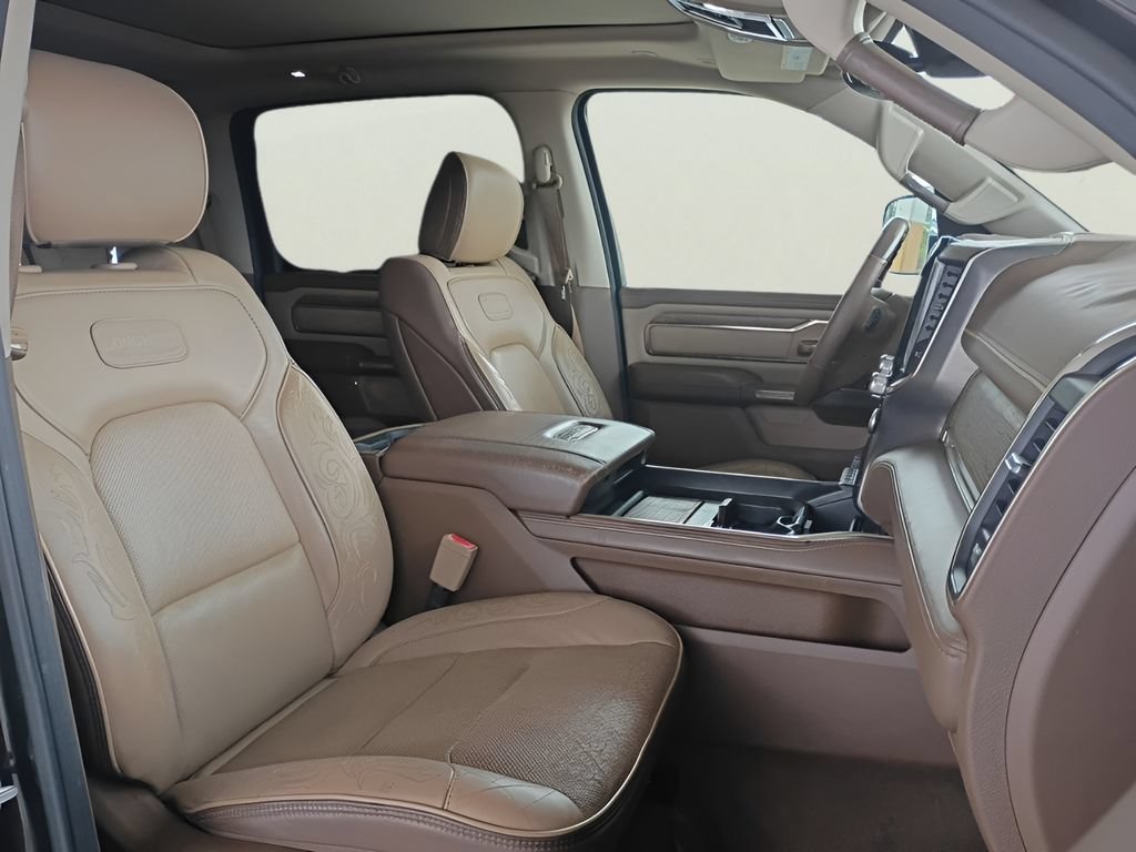 Used 2019 RAM 1500 Limited AWD/4WD image 3
