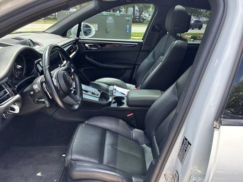 Used 2022 Porsche Macan AWD/4WD image 15