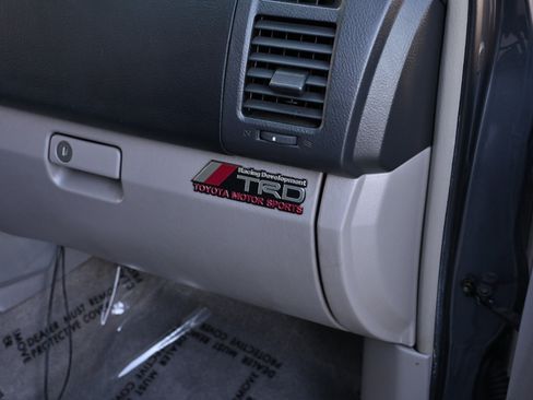 Used 2003 Toyota 4Runner Sport AWD/4WD image 29