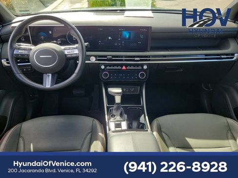 Certified 2025 Hyundai Santa Cruz Limited AWD/4WD image 19