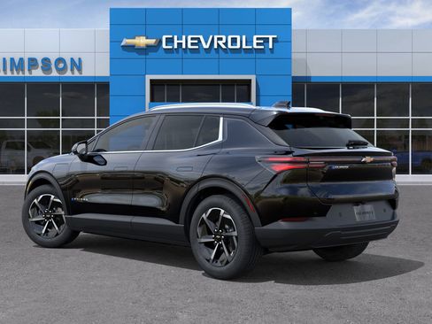 New 2026 Chevrolet Equinox EV LT image 28