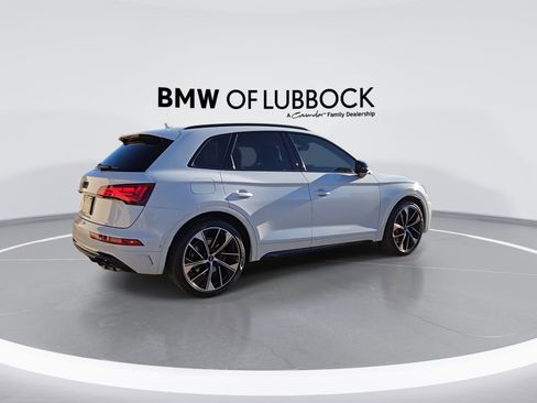 Used 2024 Audi SQ5 Prestige image 9