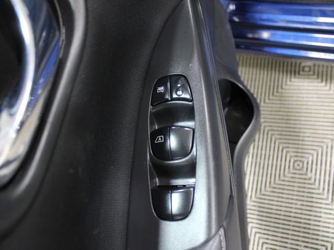 Used 2019 Nissan Sentra S image 7