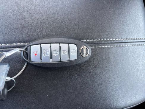 Used 2025 Nissan Altima 2.5 SV FWD image 21
