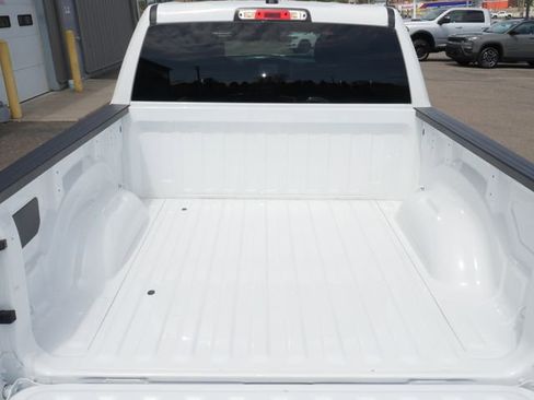 Used 2025 RAM 1500 Big Horn AWD/4WD image 9