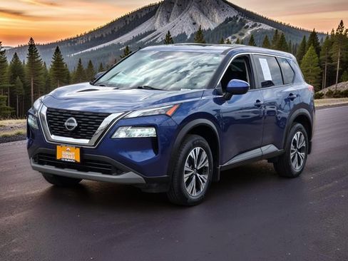 Used 2023 Nissan Rogue SV AWD/4WD image 3