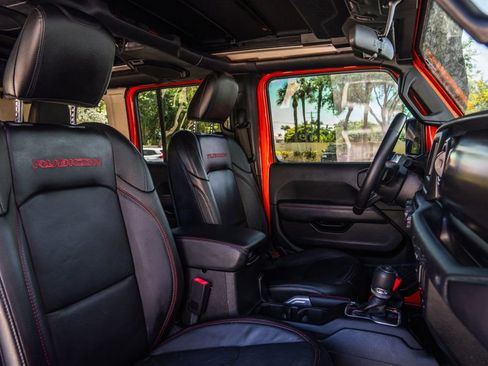 Used 2019 Jeep Wrangler Unlimited Rubicon w/ LED Lighting Group image 26