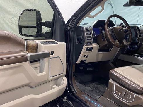 Used 2019 Ford F350 Limited image 29