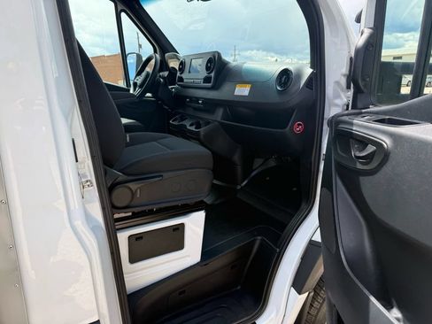 Used 2023 Mercedes-Benz Sprinter 3500 w/ Acoustic Package image 19