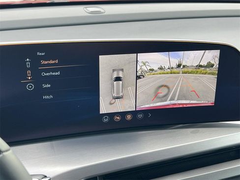 New 2026 Cadillac Vistiq Luxury image 19