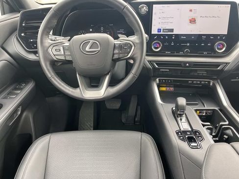 Used 2025 Lexus TX 350 AWD w/ Technology Package image 13