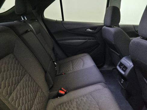 Used 2021 Chevrolet Equinox LT AWD/4WD image 19