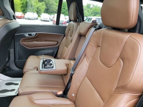 Used 2022 Volvo XC90 T6 Inscription image 27