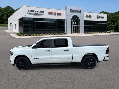 Used 2024 RAM 1500 Laramie AWD/4WD image 3