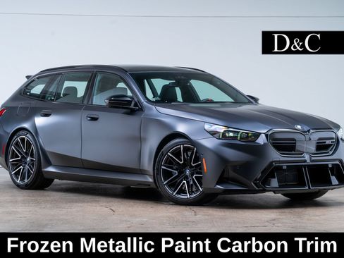 Used 2025 BMW M5 Touring AWD/4WD image 1