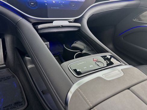 Certified 2023 Mercedes-Benz EQS 580 4MATIC Sedan image 6