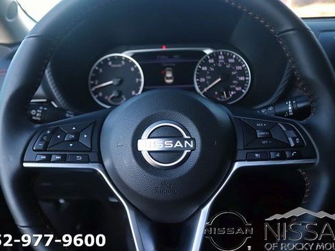 Used 2024 Nissan Sentra SR image 15
