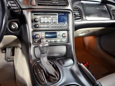 Used 1997 Chevrolet Corvette Coupe w/ Memory Pkg image 14