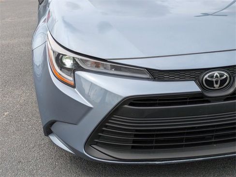Used 2023 Toyota Corolla LE image 10
