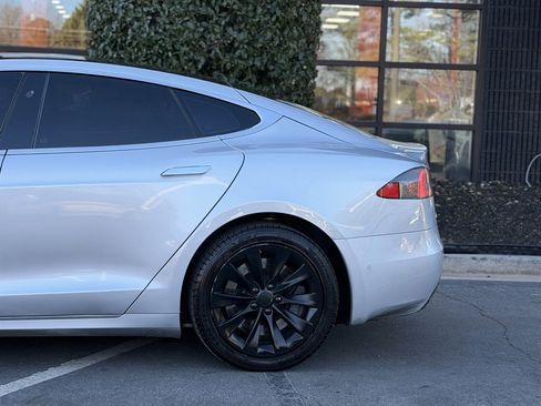 Used 2017 Tesla Model S 75 image 11