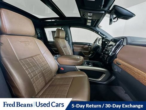 Used 2021 Nissan Titan Platinum Reserve w/ Moonroof Package image 32