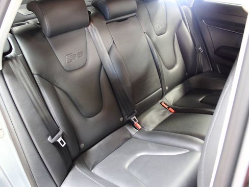 Used 2009 Audi S6 Sedan AWD/4WD image 31