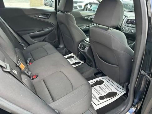 Used 2023 Chevrolet Malibu LT FWD image 28