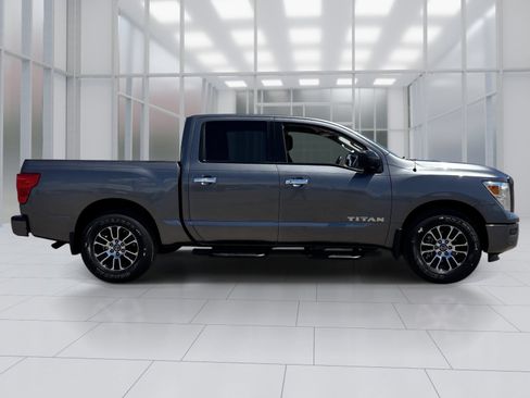 Certified 2021 Nissan Titan SV w/ SV Convenience Package RWD image 7