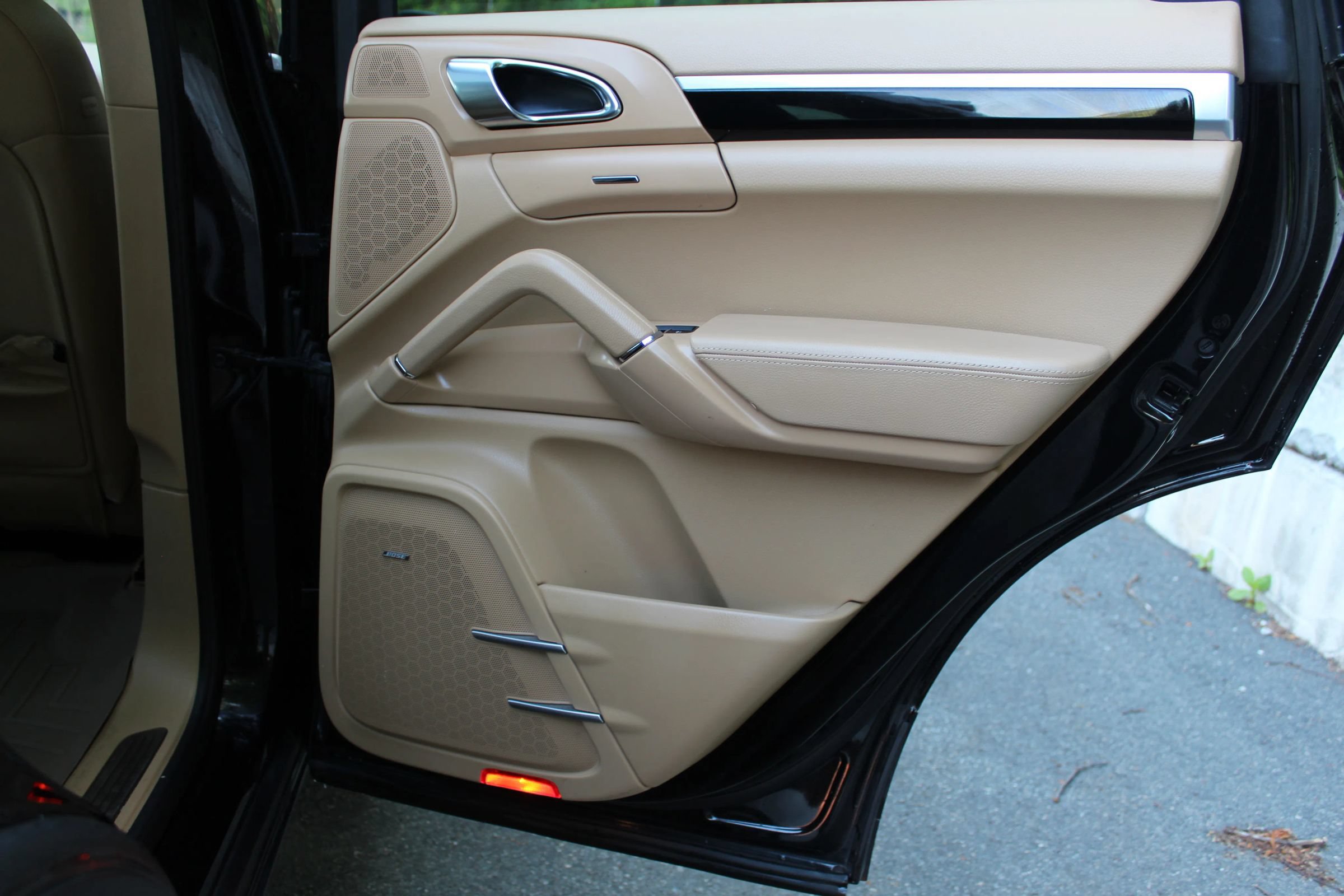 Used 2014 Porsche Cayenne AWD/4WD image 15
