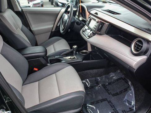 Used 2013 Toyota RAV4 Limited FWD image 18