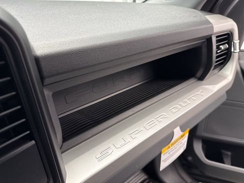 New 2026 Ford F250 XL w/ XL Off-Road Package AWD/4WD image 27