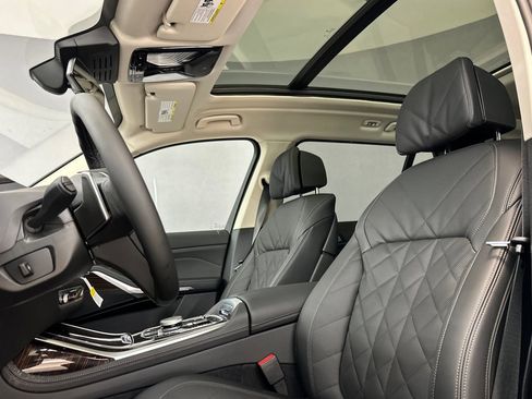 New 2026 BMW X7 xDrive40i image 14