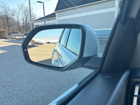 Certified 2024 Volkswagen Atlas SE image 15