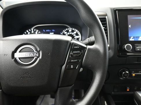 Used 2022 Nissan Frontier SV w/ Technology Package image 15