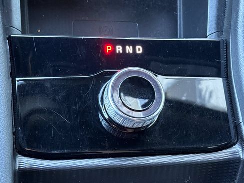 Used 2025 Jeep Grand Cherokee Altitude AWD/4WD image 21