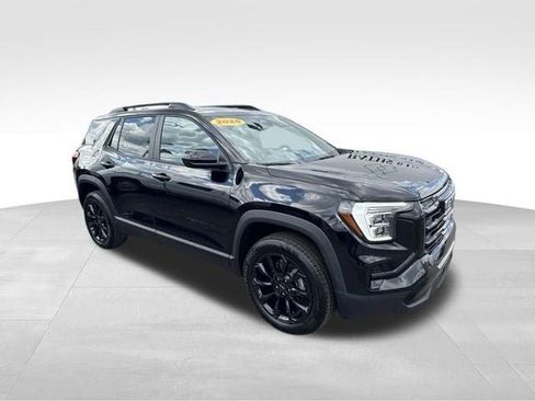 Used 2026 GMC Terrain Elevation w/ Black Edition FWD image 3