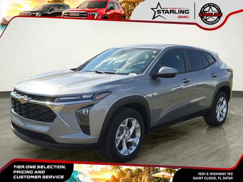 Used 2024 Chevrolet Trax LS w/ LS Convenience Package FWD image 1
