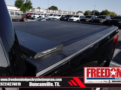 Used 2017 Ford F250 Platinum w/ Platinum Ultimate Package AWD/4WD image 45