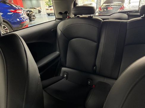 Used 2019 MINI Cooper S w/ Signature Upholstery Package image 38