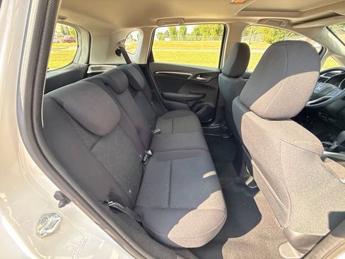 Used 2017 Honda Fit EX image 34