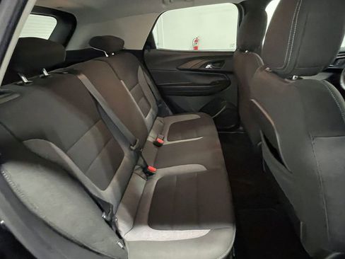 Used 2025 Chevrolet TrailBlazer LT w/ LT Cold Weather Package image 22