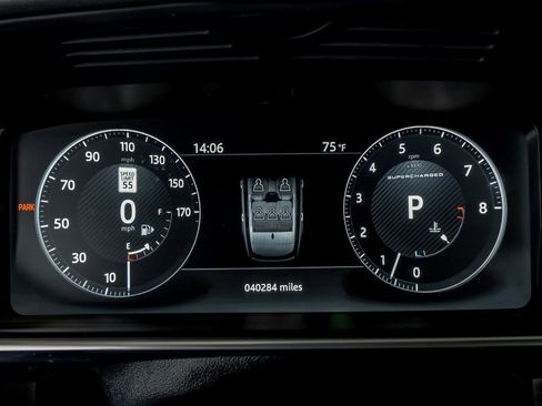 Used 2017 Land Rover Range Rover Supercharged image 18