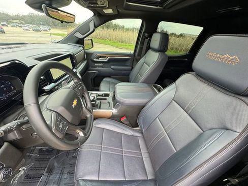 Used 2023 Chevrolet Silverado 1500 High Country w/ High Country Premium Package image 27