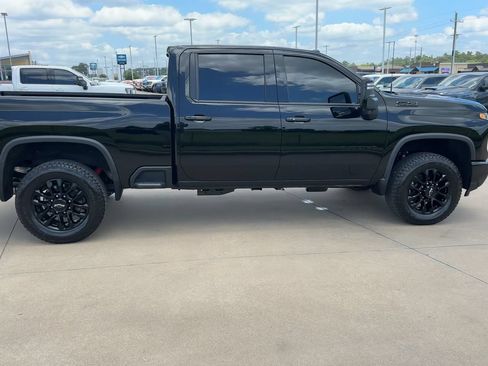 Used 2026 Chevrolet Silverado 2500 LTZ w/ Trail Boss Package AWD/4WD image 2