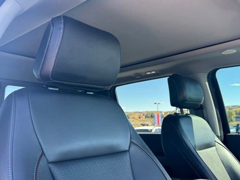 Used 2023 Ford F250 Lariat w/ Lariat Ultimate Package image 30