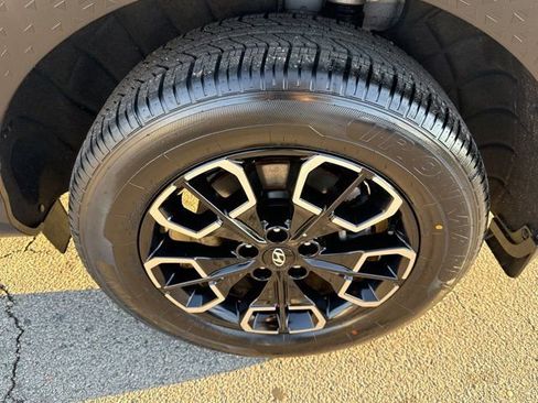 Used 2022 Hyundai Santa Cruz SEL image 11