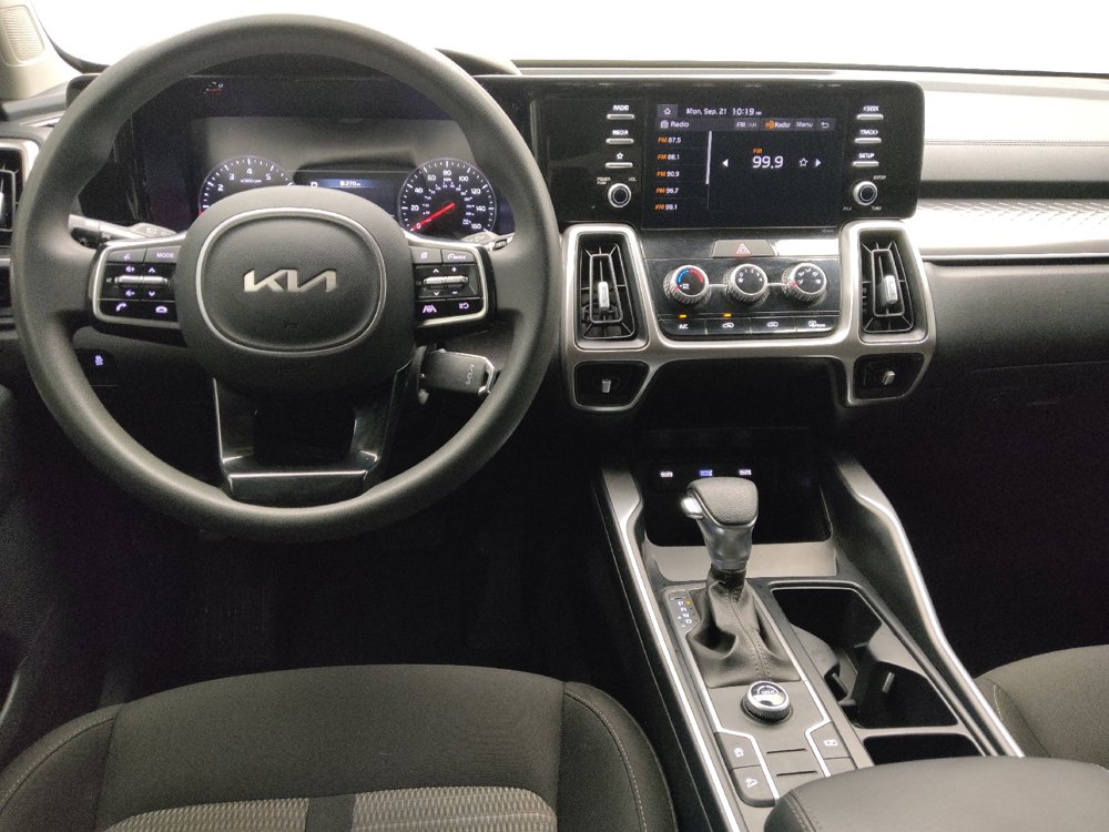 Used 2022 Kia Sorento LX FWD image 22