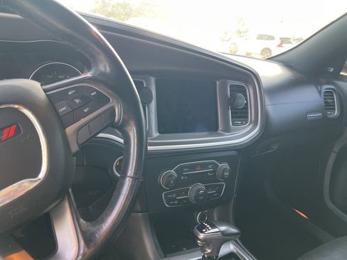 Used 2019 Dodge Charger SXT w/ Plus Group image 9