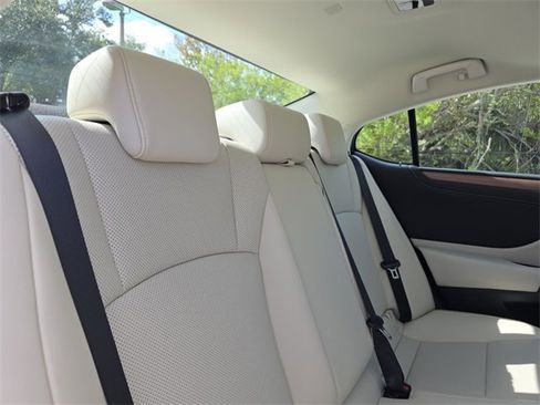 New 2025 Lexus ES 350 w/ Premium Package image 14